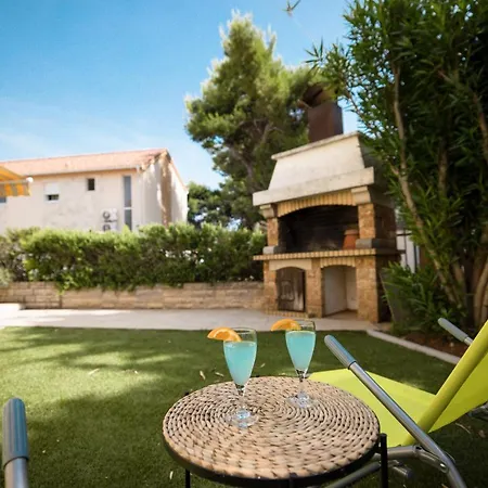 Mirta * Privlaka (Zadar)