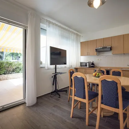 Mirta Privlaka (Zadar)