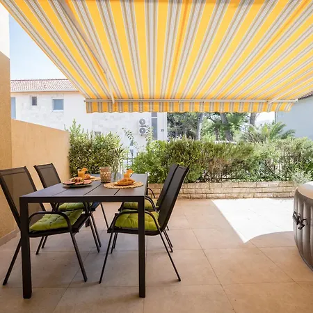 Mirta Privlaka (Zadar)